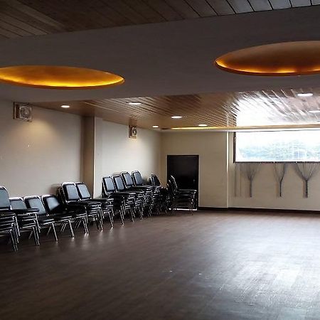 Aangan Regency Hotel Shimla Luaran gambar