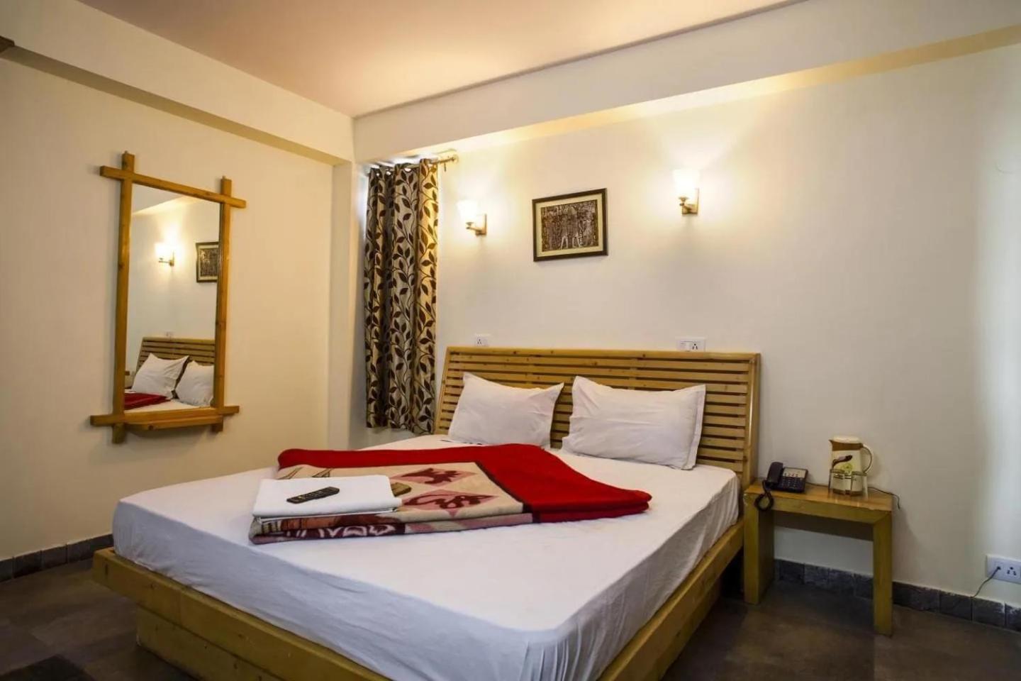 Aangan Regency Hotel Shimla Luaran gambar