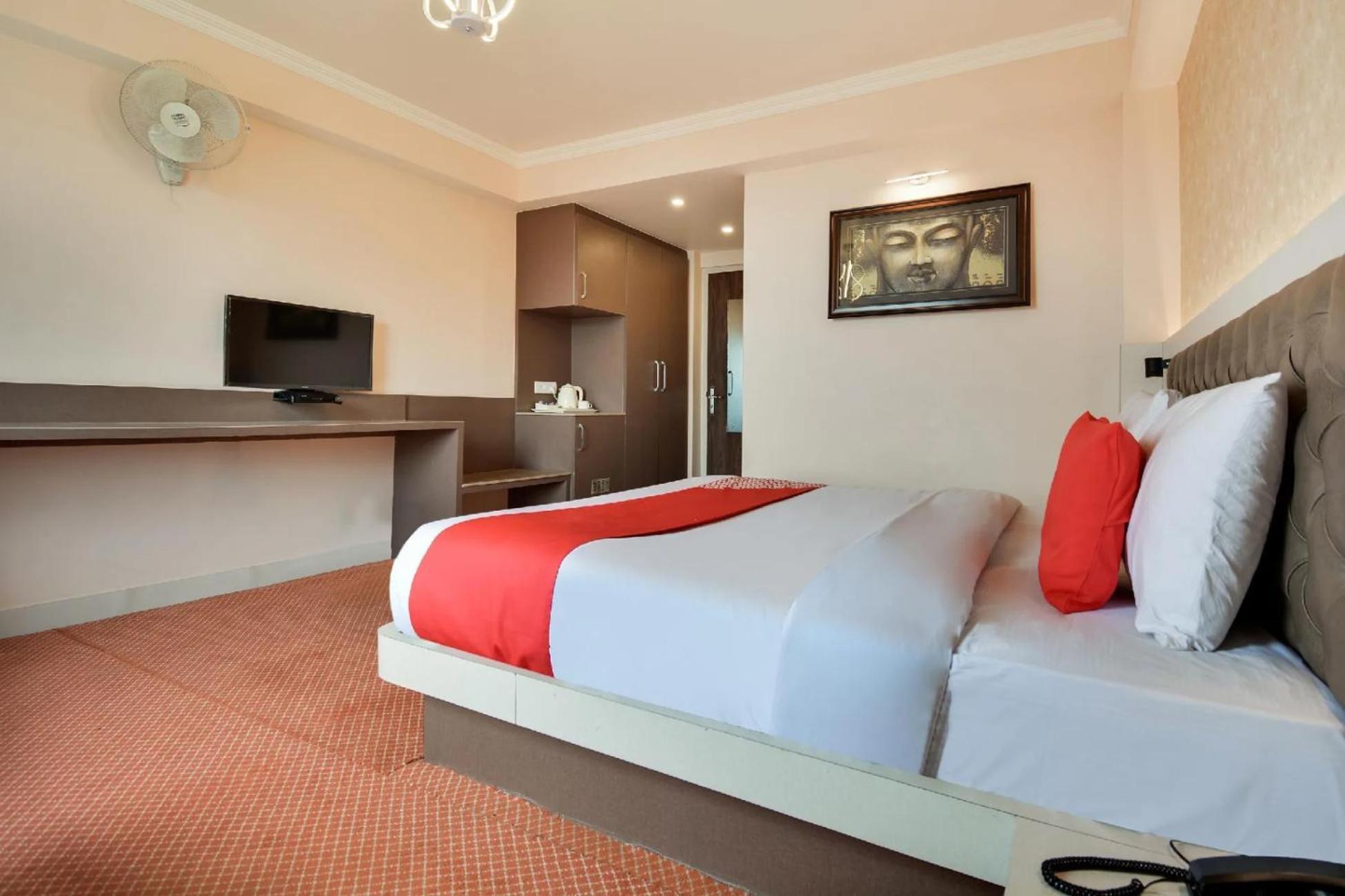 Aangan Regency Hotel Shimla Luaran gambar