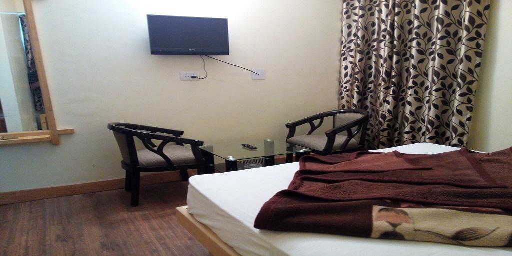 Aangan Regency Hotel Shimla Luaran gambar