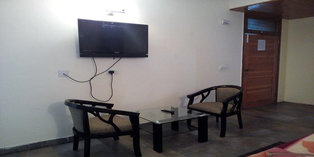 Aangan Regency Hotel Shimla Luaran gambar
