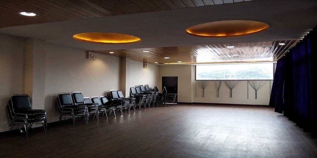 Aangan Regency Hotel Shimla Luaran gambar